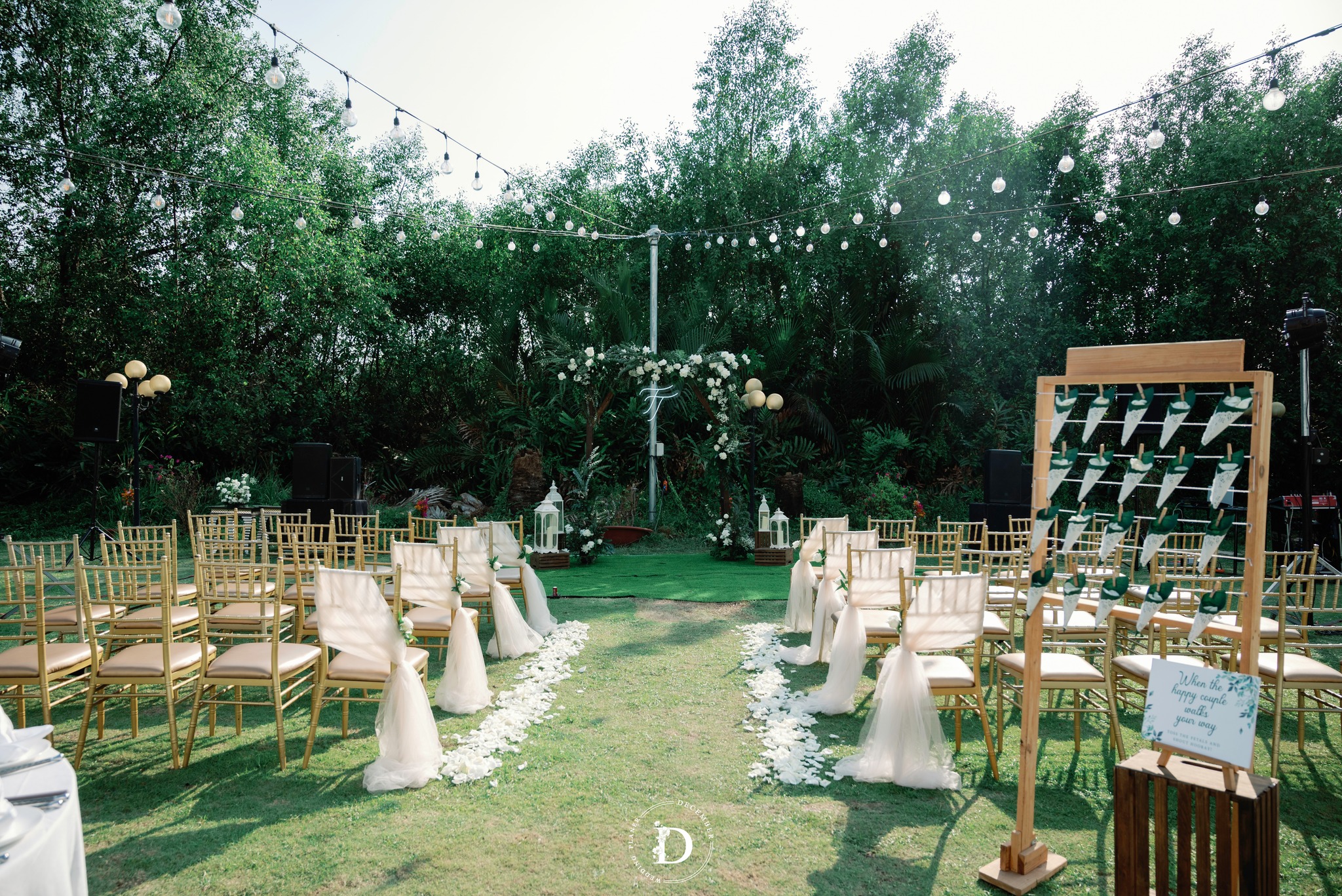 4 Important Factors Behind The Elegant Outdoor Wedding 